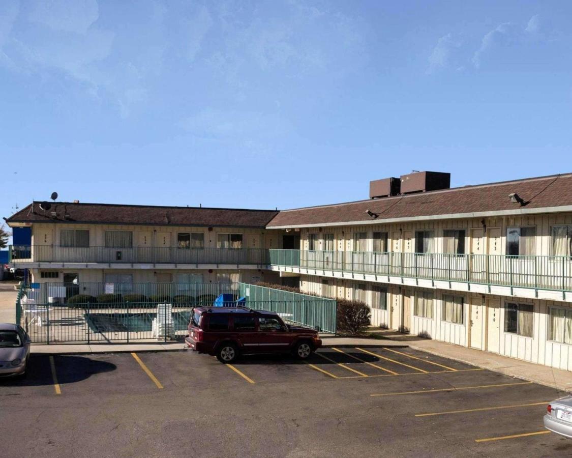 Rodeway Inn Columbus Exterior foto